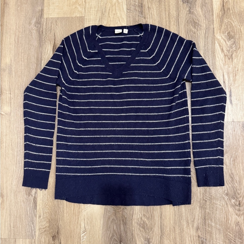 Gap Navy and White Striped V-Neck Sweater